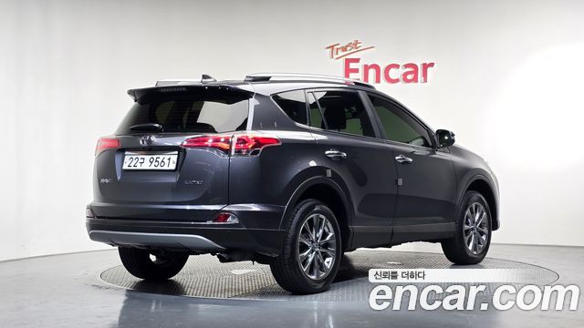 Toyota RAV4 2.5 2WD 4th — пробег 90 466 км — фото 2 из 5