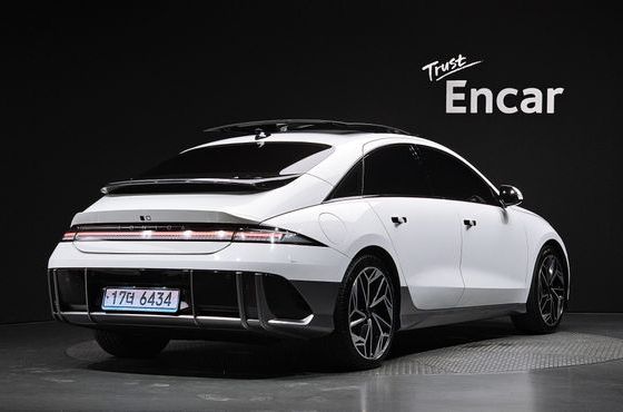 Hyundai Ioniq6 Long Range Exclusive + — пробег 175 057 км — фото 2 из 5