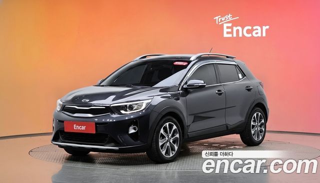 Kia Stonic из Кореи Encar