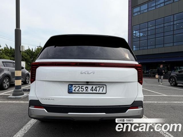 Kia Carnival Diesel 9-Seater Prestige — пробег 19 000 км — фото 5 из 5