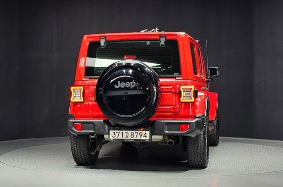 Jeep Wrangler 2.0 Overland 4Door — пробег 109 125 км — фото 4 из 5