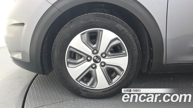 Kia Niro из Кореи Encar