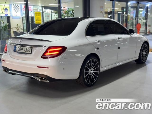 Mercedes-Benz E-Class E300 4MATIC AMG Line — пробег 92 072 км — фото 4 из 5