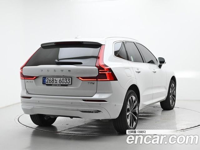 Volvo XC60 T8 Ultra Bright — пробег 3 981 км — фото 2 из 5