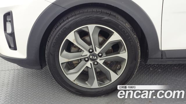Kia Stonic 1.0 Turbo Prestige — пробег 108 995 км — фото 5 из 5