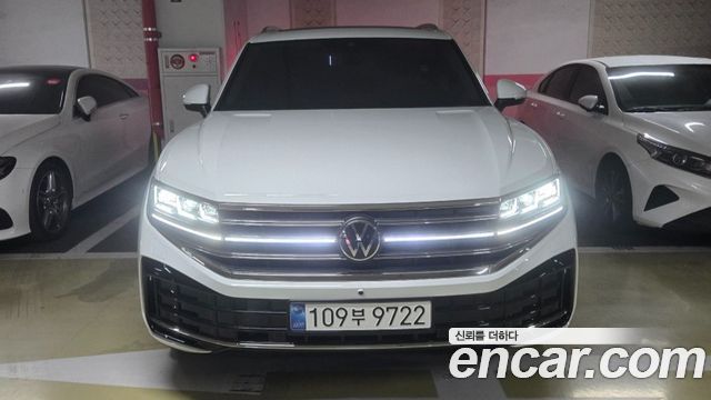 Volkswagen Touareg 3.0 TDI Prestige — пробег 48 км — фото 3 из 5