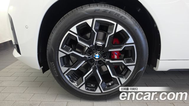 BMW X3 xDrive 20 M Sport Pro — пробег 5 916 км — фото 5 из 5