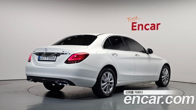 Mercedes-Benz C-Class из Кореи Encar
