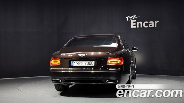 Bentley Flying Spur 6.0 — пробег 67 926 км — фото 4 из 5