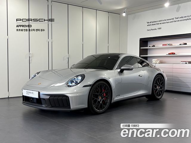 Porsche 911 Carrera GTS — пробег 439 км — фото 1 из 5