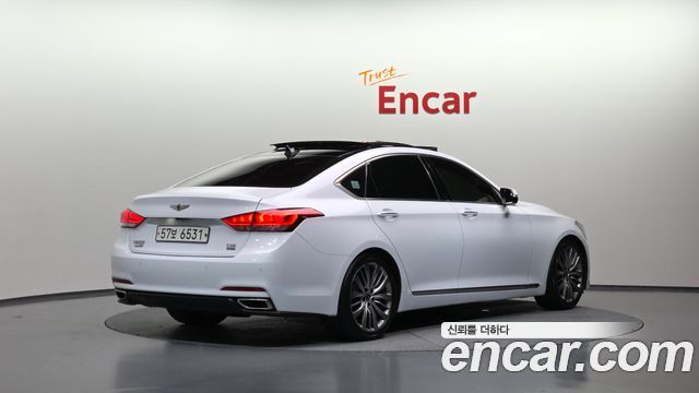 Hyundai Genesis из Кореи Encar