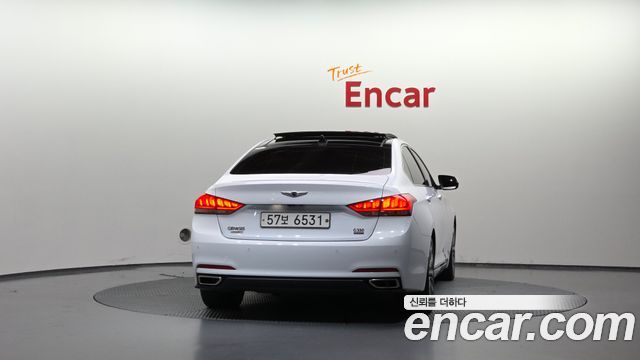 Hyundai Genesis из Кореи Encar