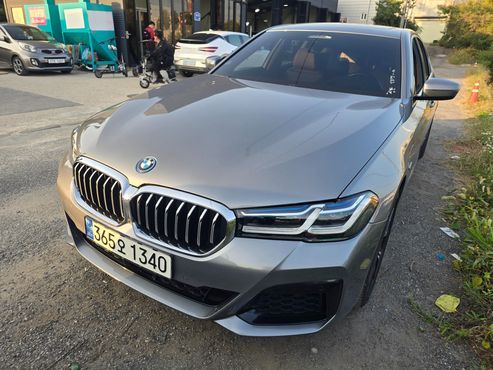 BMW 5-Series 530e M Sport — пробег 81 205 км — фото 2 из 5