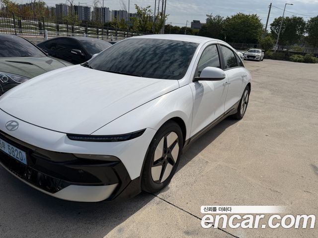 Hyundai Ioniq6 Stadard E-Value+ — пробег 4 500 км — фото 1 из 5