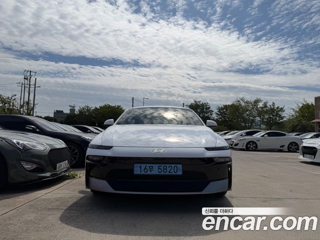 Hyundai Ioniq6 Stadard E-Value+ — пробег 4 500 км — фото 3 из 5