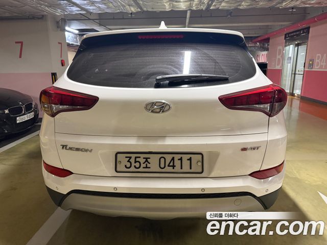 Hyundai Tucson Diesel 1.7 2WD Style — пробег 130 467 км — фото 4 из 5