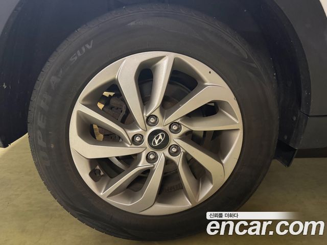 Hyundai Tucson Diesel 1.7 2WD Style — пробег 130 467 км — фото 5 из 5