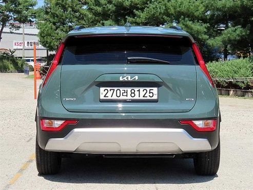 Kia Niro Prestige — пробег 73 956 км — фото 4 из 5