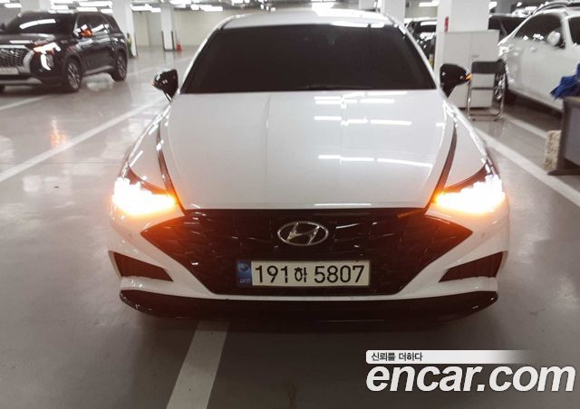 Hyundai Sonata 2.0 Premium Plus — пробег 247 008 км — фото 1 из 5