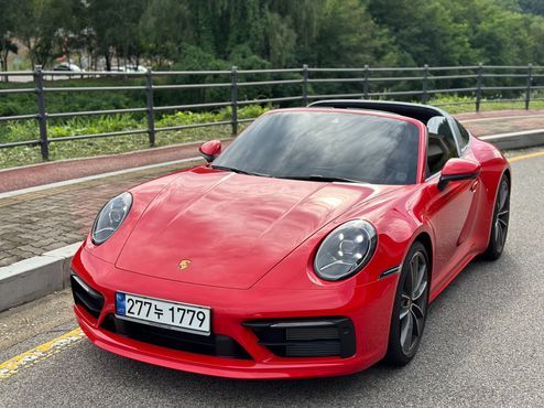 Porsche 911 Targa 4 — пробег 13 400 км — фото 2 из 5