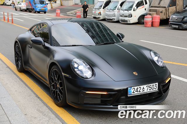 Porsche 911 Carrera GTS — пробег 5 141 км — фото 1 из 5