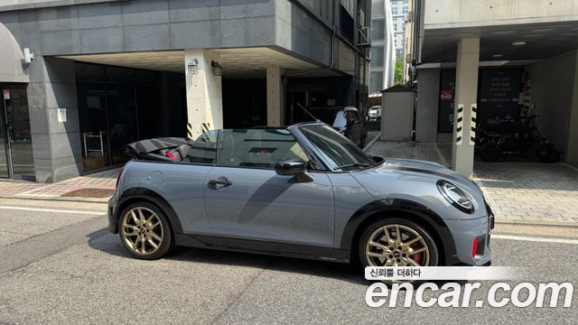Mini Cooper Convertible JCW — пробег 6 200 км — фото 2 из 5