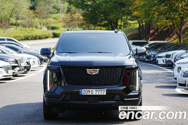 Cadillac Escalade 6.2 ESV ESV Sports Platinum — пробег 38 500 км — фото 2 из 5