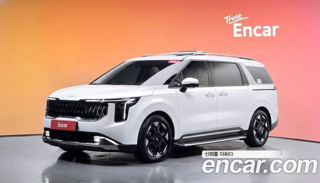 Kia Carnival Diesel 7-Seater Signature — пробег 14 529 км — фото 1 из 5