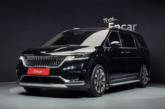 Kia Carnival Gasoline 9-Seater Signature — пробег 58 653 км — фото 1 из 5