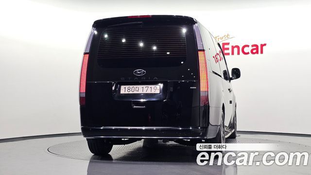 Hyundai Staria из Кореи Encar