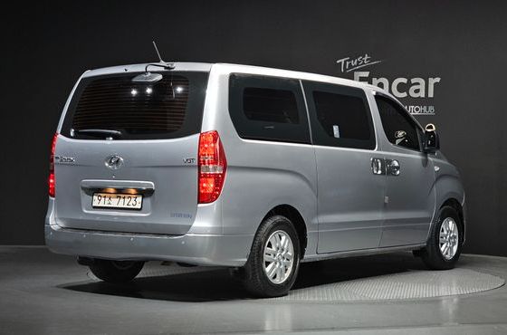 Hyundai Starex Van 3-Seater Smart — пробег 84 641 км — фото 2 из 5