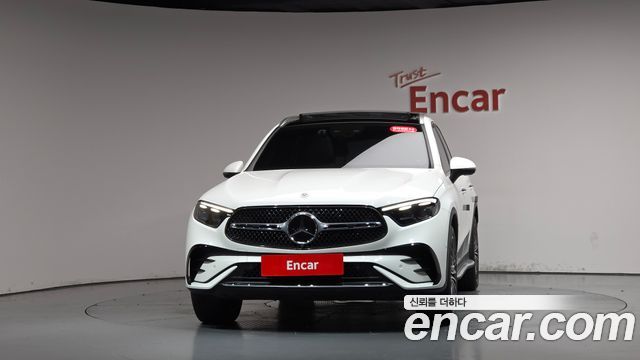 Mercedes-Benz GLC-Class GLC300 4MATIC AMG Line — пробег 15 186 км — фото 3 из 5