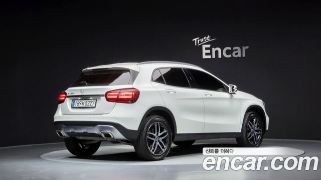 Mercedes-Benz GLA-Class GLA220 — пробег 117 580 км — фото 2 из 5