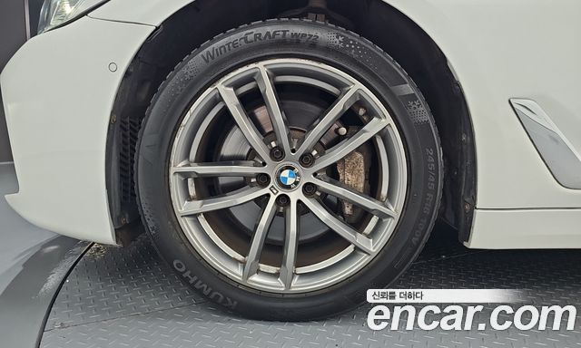 BMW 5-Series 530i xDrive Luxury Plus — пробег 84 828 км — фото 5 из 5
