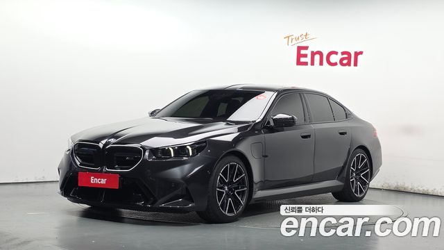 BMW M5 M5 Sedan — пробег 5 656 км — фото 1 из 5