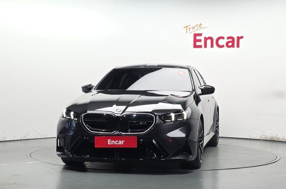 BMW M5 M5 Sedan — пробег 5 656 км — фото 3 из 5