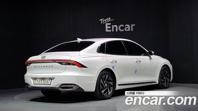 Hyundai Grandeur из Кореи Encar