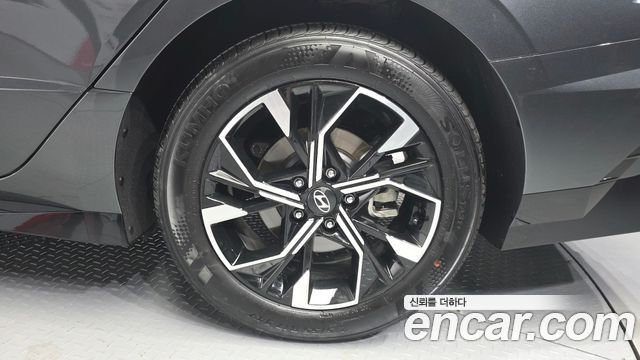 Hyundai Sonata 1.6 Turbo Exclusive — пробег 5 687 км — фото 5 из 5