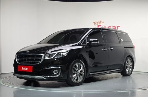 Kia Carnival 9-seater Prestige — пробег 200 088 км — фото 1 из 5
