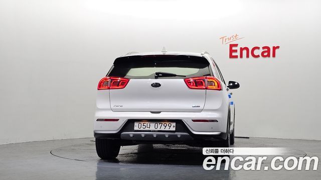 Kia Niro Noblesse — пробег 146 539 км — фото 4 из 5