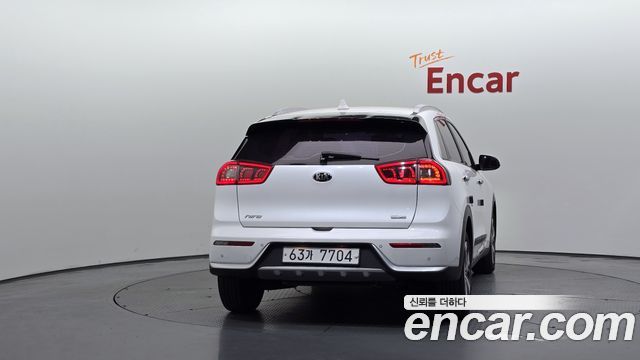 Kia Niro из Кореи Encar
