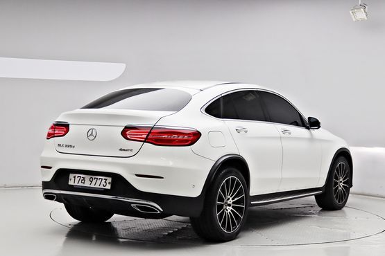 Mercedes-Benz GLC-Class GLC220 d 4MATIC Premium Coupe — пробег 118 985 км — фото 4 из 5
