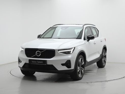 Volvo XC40 B4 Ultra Dark — пробег 427 км — фото 1 из 5