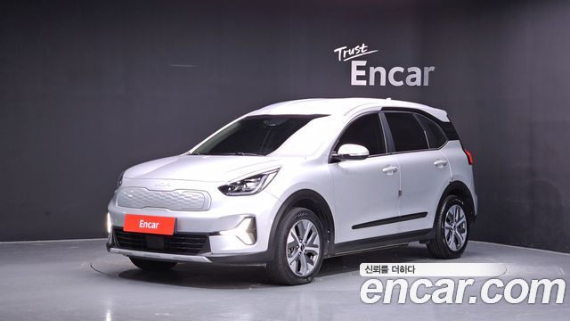 Kia Niro Air — пробег 85 680 км — фото 1 из 5