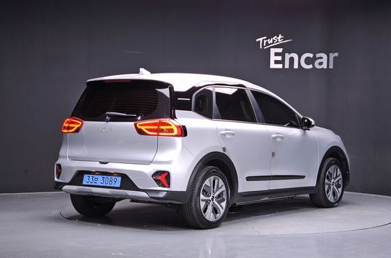 Kia Niro Air — пробег 85 680 км — фото 2 из 5