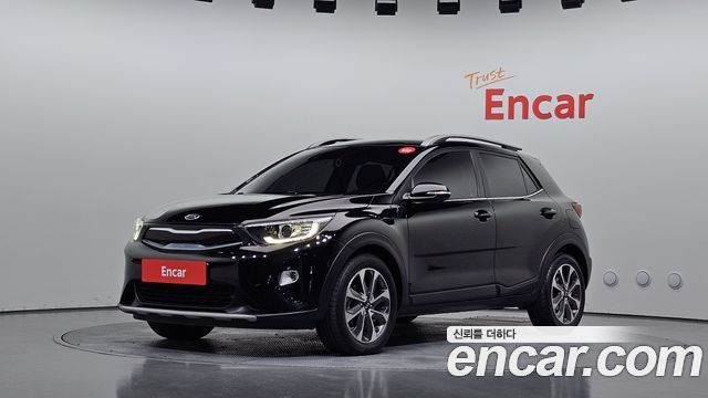 Kia Stonic из Кореи Encar
