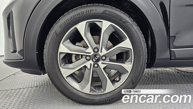 Kia Stonic из Кореи Encar