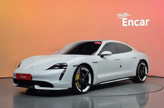 Porsche Taycan Turbo — пробег 58 318 км — фото 1 из 5