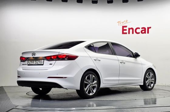 Hyundai AVANTE 1.6 GDI Value Plus — пробег 151 670 км — фото 2 из 5