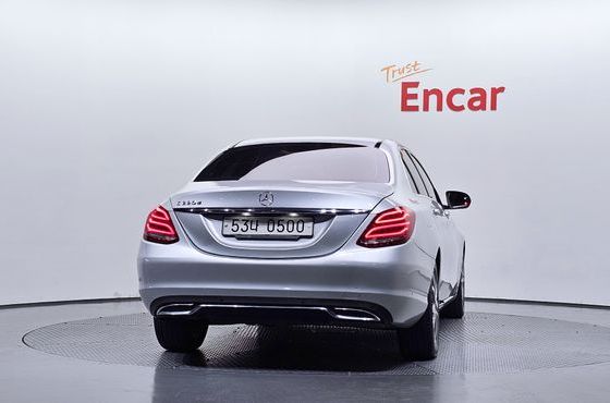 Mercedes-Benz C-Class C220 d Avantgarde — пробег 88 317 км — фото 4 из 5